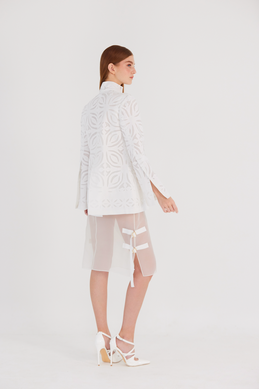 White Organdí Blazer